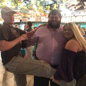 Meet your Posher, Zack